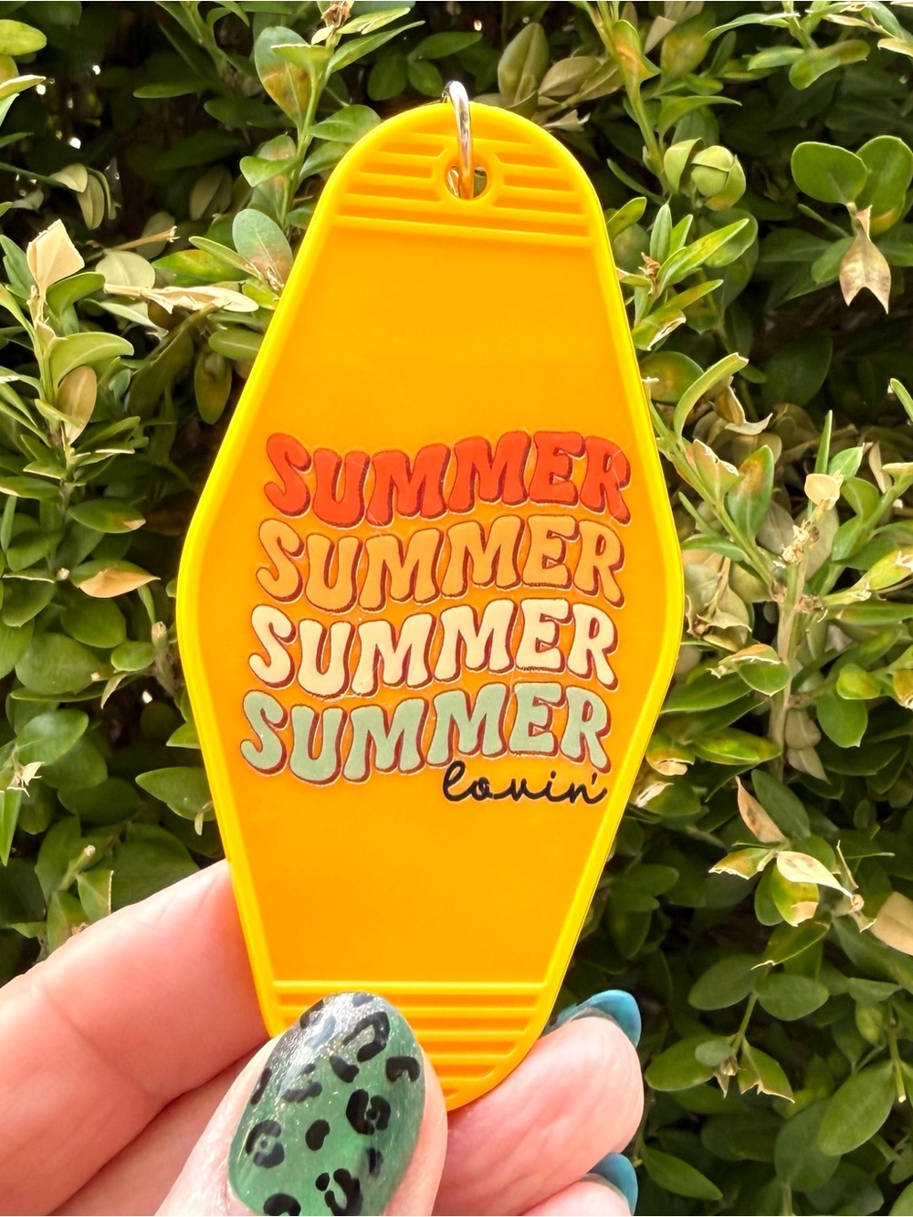 Vintage style motel key 3.5” keychain beach summer-themed gift idea